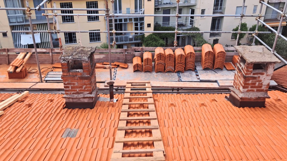 Cantiere firmitas in piazza galimberti a torino