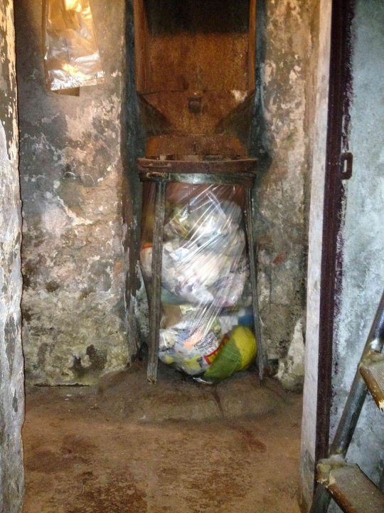 colonna scarico pattumiera