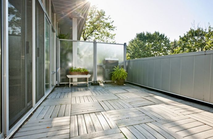Ok alla veranda se la chiusura non sporge dal balcone Verande da terrazzo
