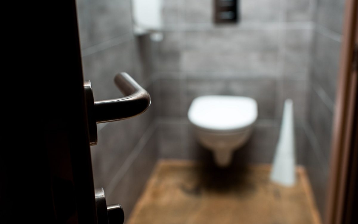 Tubazione per il convoglio di acque reflue all'interno del solaio di