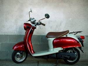 Il divieto di parcheggio di un motociclo nel cortile condominiale al fine di tutelare il diritto di tutti i condomini.