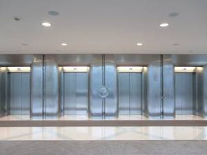 Sicurezza ascensori: perché in Italia non è stata ancora recepita la raccomandazione 95/126/CE?