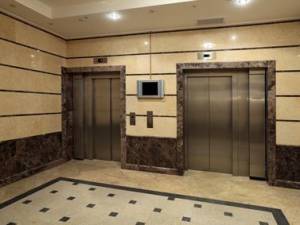 Riflessioni sull'applicazione della l. 13/1989 alle delibere di installazione dell'ascensore in condominio.