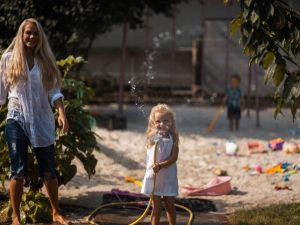 I limiti dei regolamenti condominiali. Vietato giocare nei cortili