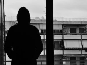 Veranda in condominio: quando il Comune non può annullare il permesso di costruire?