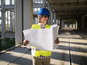 Sopraelevazione / ampliamento richiedono il preventivo rilascio del permesso di costruire.