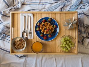 Via libera al bed & breakfast se il divieto nel regolamento di condominio non è opponibile ai proprietari