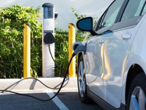 Colonnine di ricarica auto elettriche. Quando è possibile ottenere gli incentivi fiscali.