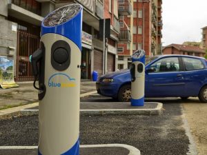 Punti di ricarica per veicoli elettrici in condominio: ecco come procedere