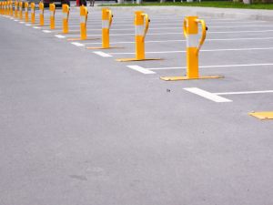 Installazione dissuasori di parcheggio su posto auto in condominio