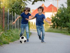 Regolamento di condominio e divieto del gioco del pallone negli spazi comuni