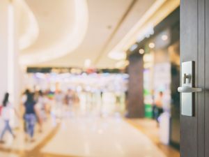 Supermercato in condominio, possibilità e divieti