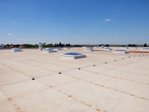La conoscenza del vizio di costruzione del lastrico solare non incide sul criterio ordinario di ripartizione delle spese ex art. 1126 c.c.