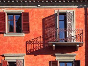 Doppia alienazione, trascrizione sui registri immobiliari e pertinenze