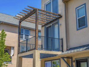 Decoro architettonico, anche i singoli condòmini possono agire per la tutela