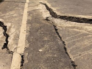 Infiltrazioni e strade, quando è il comune a pagare i danni.