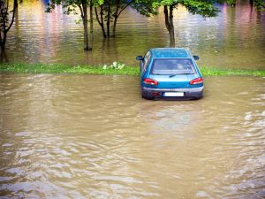 Il parcheggio condominiale si è allagato per colpa del Comune: come si calcola il danno da indisponibilità dell'area?