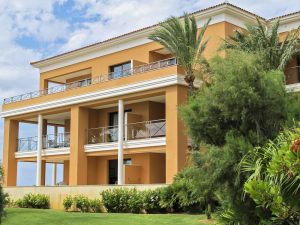 Riduzione o restituzione del canone e risoluzione contratto per problemi immobile locato: il Tribunale rigetta le domande della conduttrice