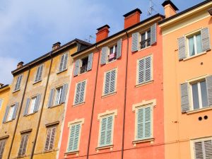 Contratti tra condominio e professionista: quando si applica il foro del consumatore