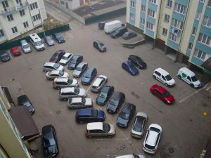 Il condominio ha diritto a un'area da adibire a parcheggio