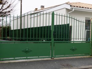 Responsabilità del condominio per infiltrazioni e spese anticipate dal condomino