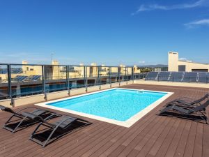 Attenzione a posizionare piscine e vasche a idromassaggio sul terrazzo e sul lastrico solare