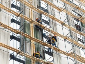 Risoluzione appalto per colpa dell'appaltatore: deve restituire le somme già percepite?