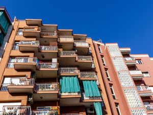 Una valida impugnazione richiede in ogni caso una delibera assembleare