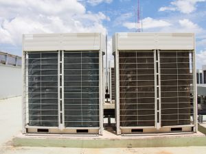 Terrazzo esclusivo occupato dal motore dell'impianto climatizzato comune: cosa fare per ottenere l'indennità di occupazione