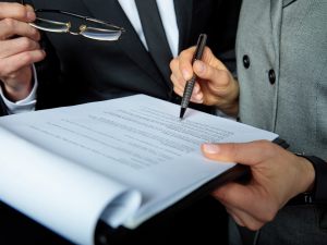 Il condomino ha diritto ad avere copia dei titoli edilizi del condominio?
