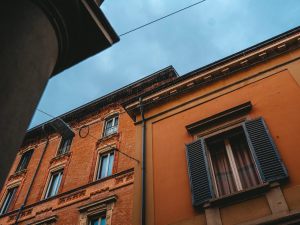 Non è lecito impugnare una delibera condominiale per ottenere un vantaggio oggettivamente irrisorio