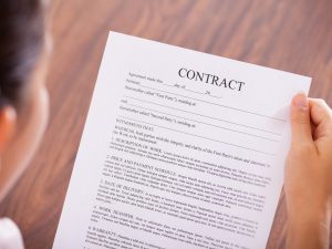 Per l'amministratore nessun obbligo di consegna al condomino del contratto di assicurazione dello stabile