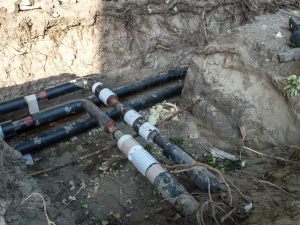 Sostituzione di una condotta (non condominiale) del gas nel sottosuolo e danni ad una parte condominiale: chi risarcisce i condomini?