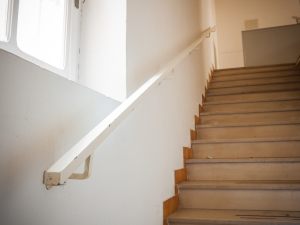 Ascensore per eliminazione barriere architettoniche: è necessario un disabile nel fabbricato?