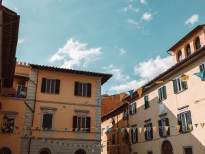 Superbonus 110%: l'amministratore non può incaricare un consulente per verificare la fattibilità dell'efficientamento energetico del palazzo