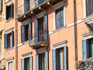 Un po' di respiro per gli amministratori di condominio tenuti a inviare al Fisco i dati relativi agli interventi di ristrutturazione edilizia e risparmio energetico effettuati nel 2023