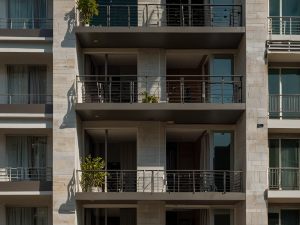 La sospensione dei servizi comuni al moroso: caso pratico