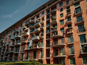 Locazione ad uso abitativo: sfratto per morosità e prova dell'adempimento gravante sul conduttore
