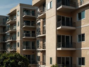 Clausola arbitrale e regolamento condominiale: effetti sulla competenza del giudice ordinario